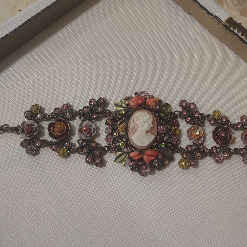 Vintage Cameo Bracelet